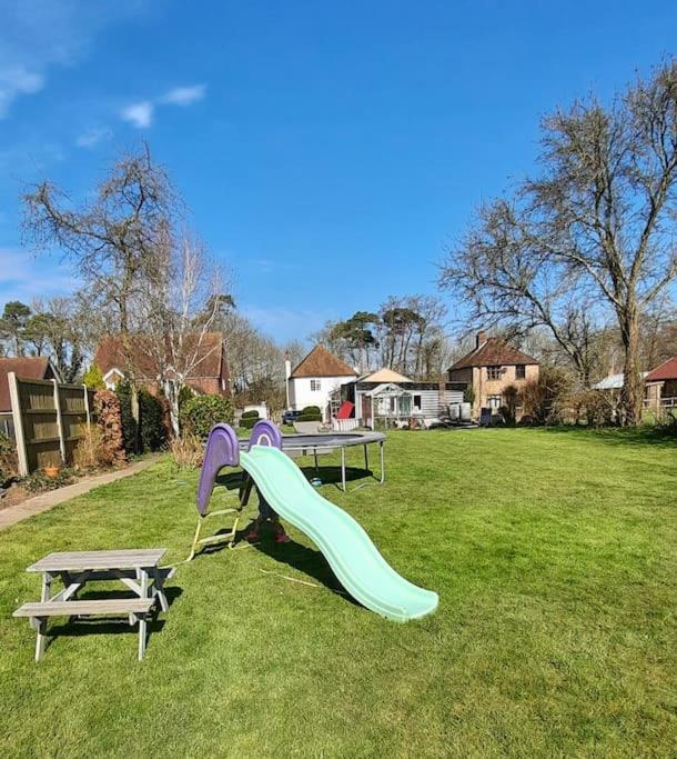 Sycamore Lodge Kent With Ev Zappi Type 2, Swimming Pool For A Fee Sellindge Exteriér fotografie